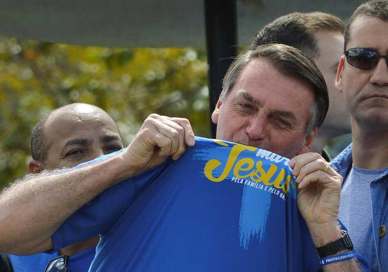 A Amazônia de Bolsonaro queima, o que seus amigos evangélicos dizem?