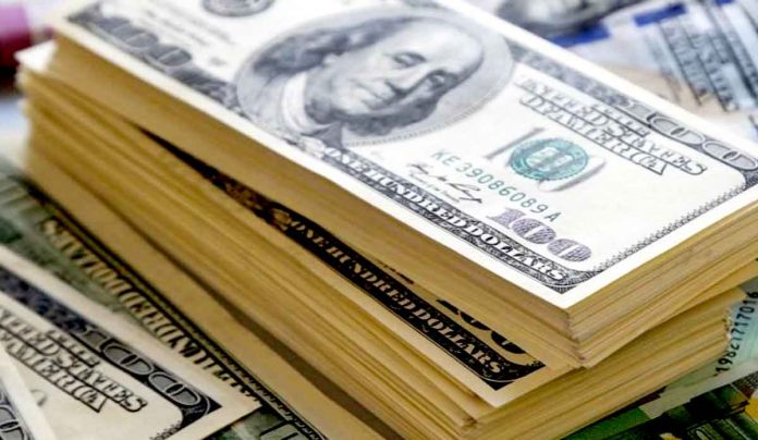 dolares dólares