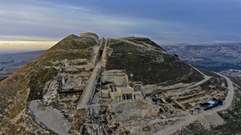 Herodium, o palácio do primeiro homem que quis matar Jesus