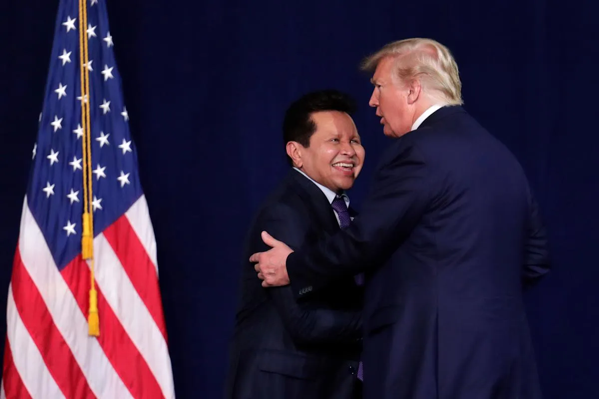 Paula White-Cain & Donald Trump: Errado Evangelio de la Prosperidad 2 trump maldonadojpg