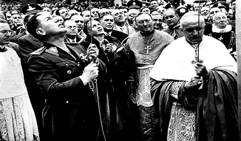 Perón y obispos