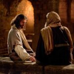 Una noche en Jerusalén, Nicodemo llegó hasta Jesús.